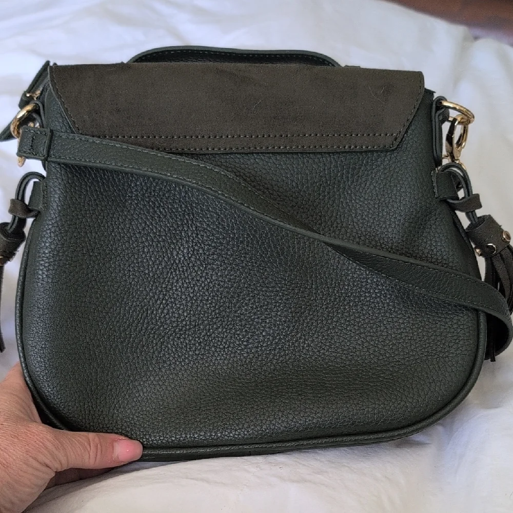 New Chic Khaki Green Crossbody Bag - Super Cute!! - Picture 3 of 5